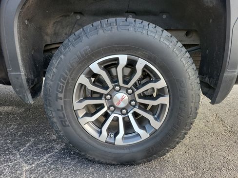 Used 2020 GMC Sierra 1500 AT4 w/ AT4 Premium Package image 28