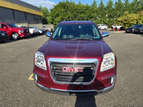 Used 2016 GMC Terrain SLE w/ Technology Package AWD/4WD image 2