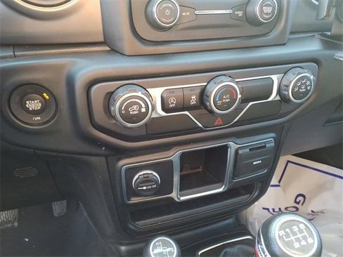 Used 2021 Jeep Gladiator Sport w/ Trailer Tow Package image 18