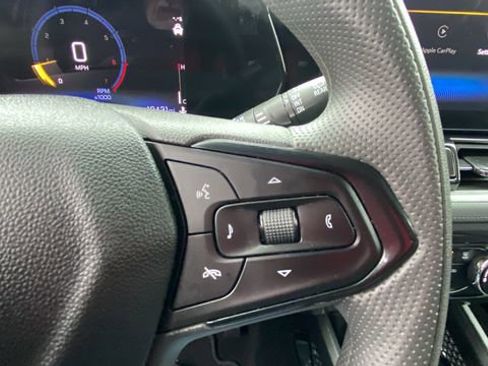 Used 2025 Chevrolet TrailBlazer LT FWD image 23