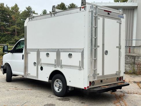 New 2025 Chevrolet Express 3500 w/ Power Convenience Package RWD image 6