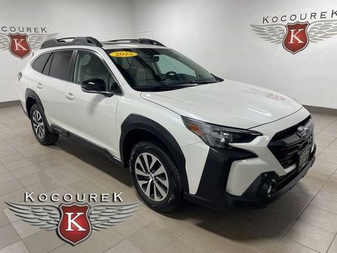 Certified 2025 Subaru Outback Premium image 1