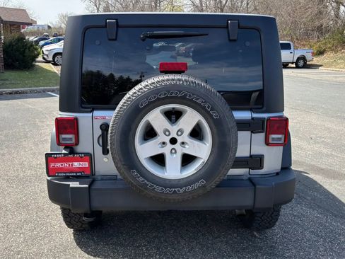Used 2016 Jeep Wrangler Unlimited Sport w/ Quick Order Package 24S AWD/4WD image 7