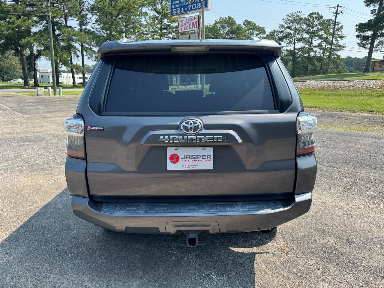 Used 2017 Toyota 4Runner SR5 Premium RWD image 4