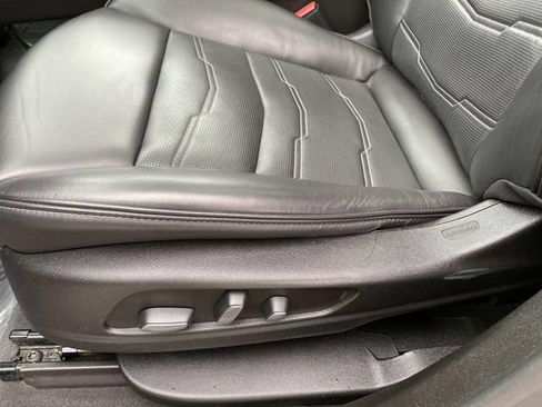 Used 2022 Cadillac XT6 Sport w/ Platinum Package AWD/4WD image 22