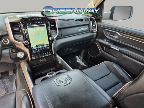 Used 2020 RAM 1500 Laramie RWD image 11