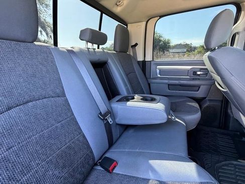 Used 2019 RAM 1500 Big Horn image 18