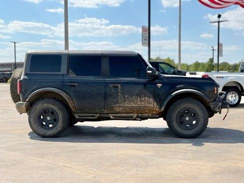 Used 2024 Ford Bronco Badlands w/ Sasquatch Package AWD/4WD image 4