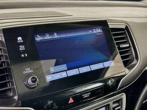Used 2021 Honda Pilot Touring image 20