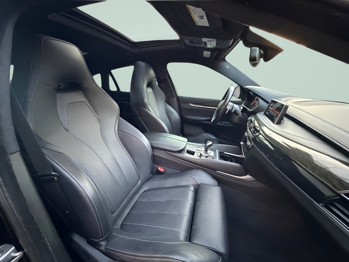 Used 2019 BMW X6 M w/ Executive Package AWD/4WD image 16