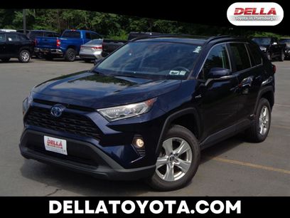 Used 2020 Toyota RAV4 XLE w/ Convenience Package
