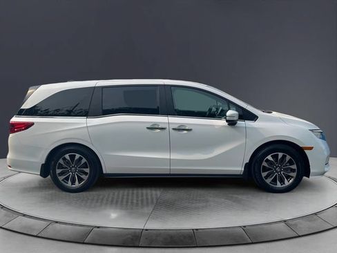 Certified 2024 Honda Odyssey EX-L image 6
