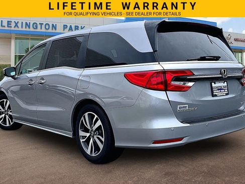 Used 2022 Honda Odyssey Touring image 3
