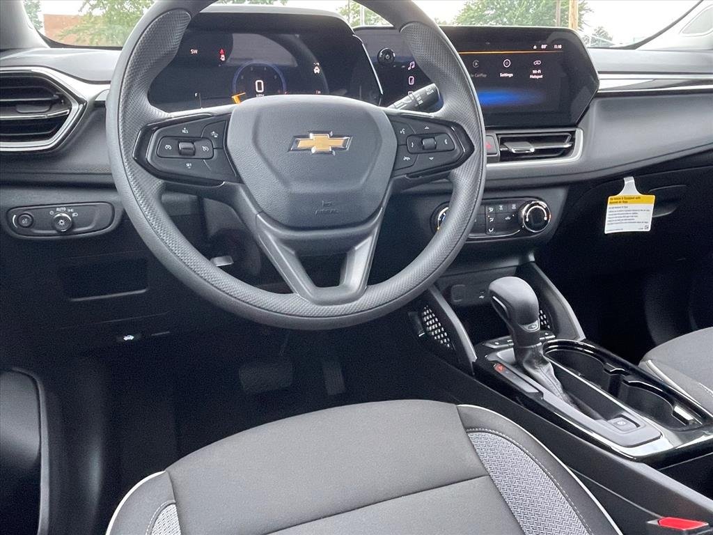 New 2026 Chevrolet TrailBlazer LS w/ LS Convenience Package AWD/4WD image 9