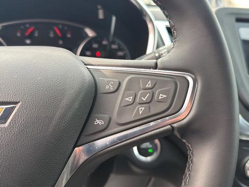 Used 2024 Chevrolet Equinox LT image 23