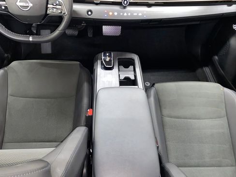 Used 2023 Nissan Ariya AWD image 24