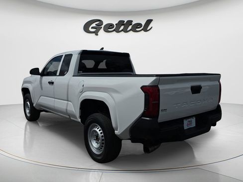 Used 2024 Toyota Tacoma SR RWD image 13