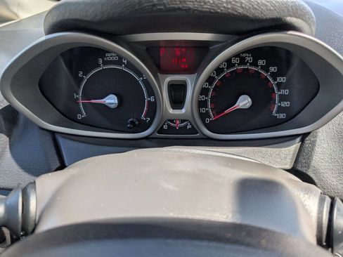 Used 2011 Ford Fiesta SE w/ 203A Rapid Spec Order Code FWD image 18