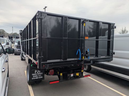 New 2026 Ford F550 2WD Regular Cab Super Duty image 4