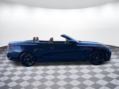 Used 2025 BMW M440i Convertible w/ Premium Package RWD image 8