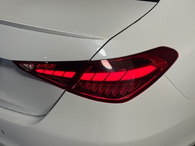 Used 2022 Mercedes-Benz C 300 Sedan w/ Exclusive Trim Package image 33