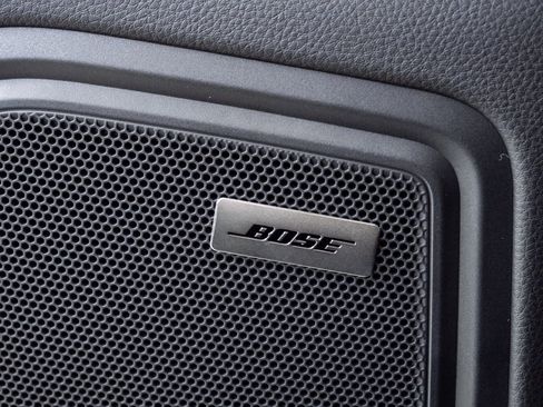 New 2026 Porsche Macan image 7