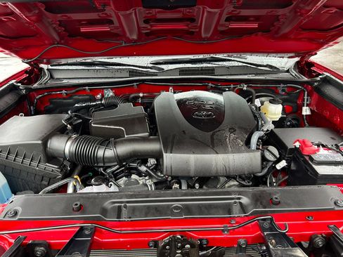 Used 2023 Toyota Tacoma TRD Sport w/ Advanced Technology Package AWD/4WD image 32