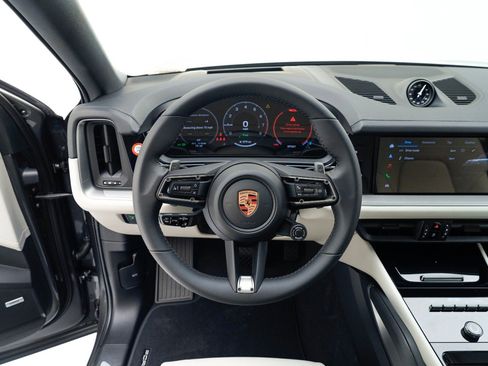 New 2026 Porsche Cayenne E-Hybrid Coupe image 34