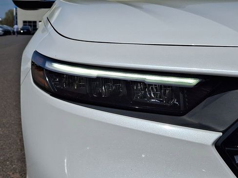 Used 2024 Honda Accord LX image 9