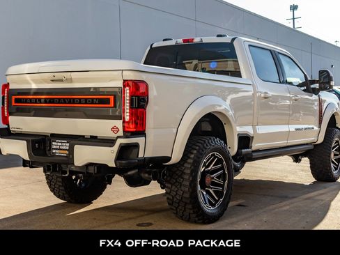 Used 2023 Ford F250 Lariat w/ Lariat Ultimate Package image 9