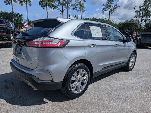 Certified 2022 Ford Edge Titanium AWD/4WD image 3