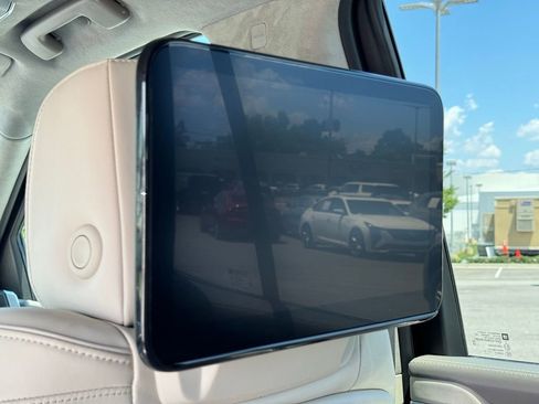 New 2026 Cadillac Escalade Platinum Sport w/ LPO, ONYX Package AWD/4WD image 36