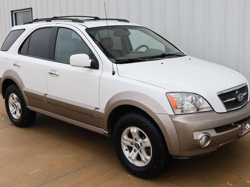 Used 2004 Kia Sorento EX image 7