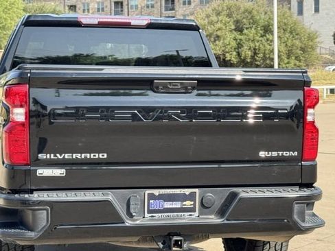 Used 2023 Chevrolet Silverado 1500 Custom AWD/4WD image 7