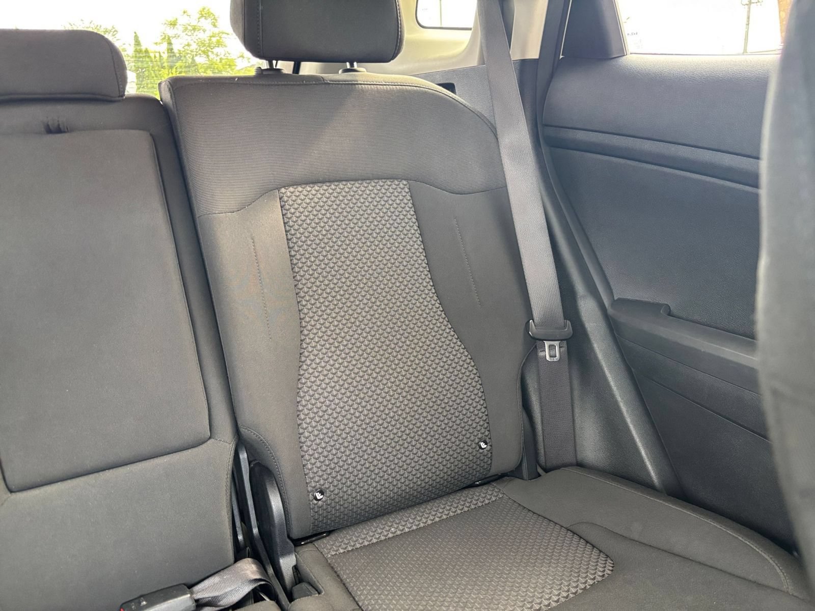 Used 2023 Kia Sportage LX AWD/4WD image 34