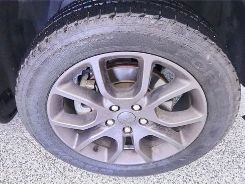Used 2021 Jeep Grand Cherokee High Altitude AWD/4WD image 13