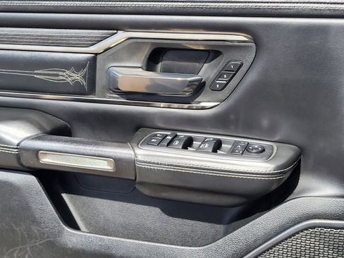 Used 2019 RAM 1500 Limited w/ Advanced Safety Group AWD/4WD image 15