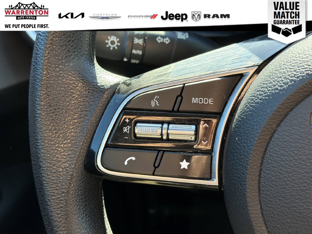 Used 2023 Kia Forte LXS FWD image 17
