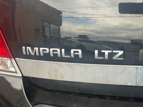 Used 2010 Chevrolet Impala LTZ FWD image 19