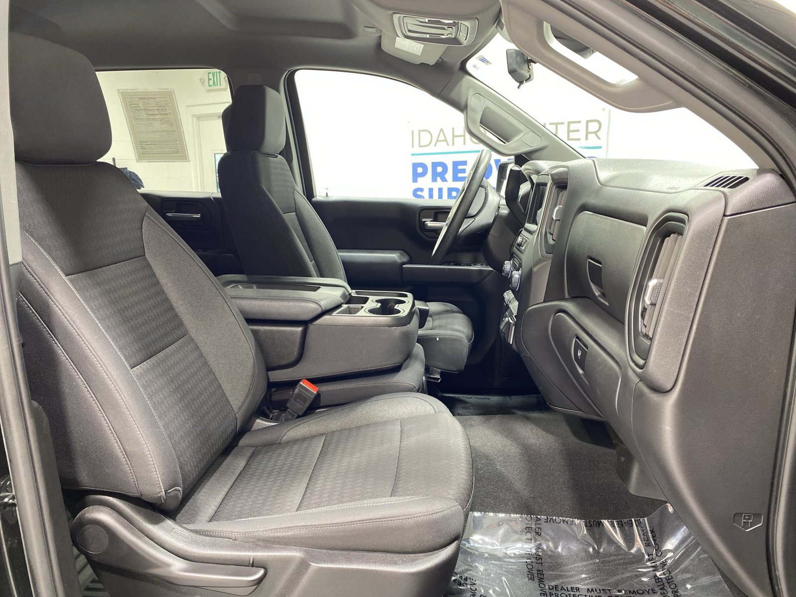 Used 2022 Chevrolet Silverado 1500 Custom AWD/4WD image 24