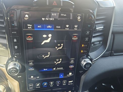 Used 2019 RAM 1500 Laramie AWD/4WD image 19