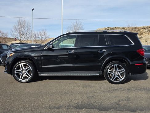 Used 2017 Mercedes-Benz GLS 550 4MATIC image 2
