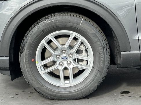 New 2026 Ford Explorer Active image 28