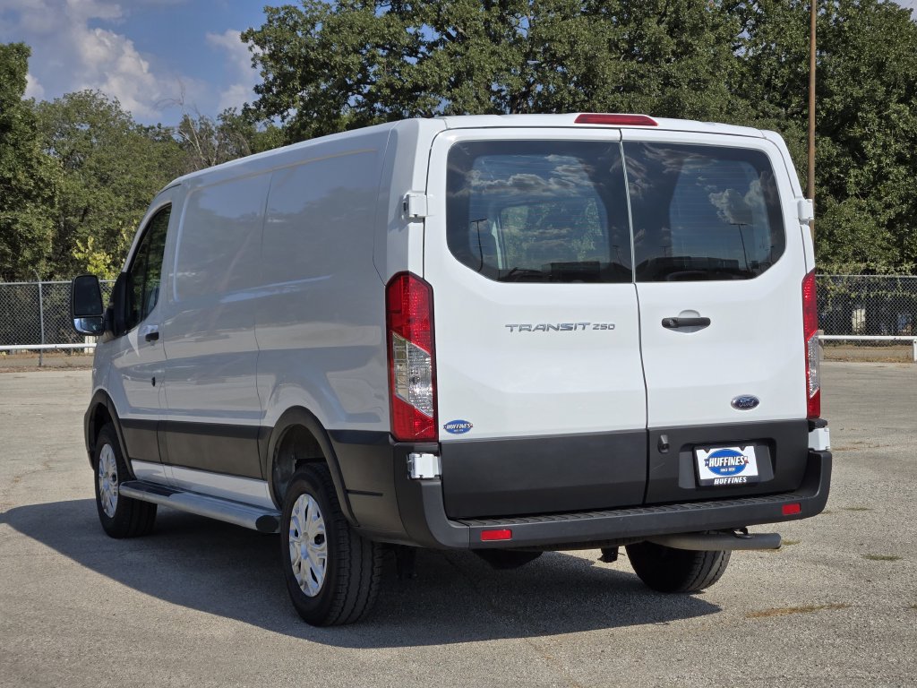 Used 2025 Ford Transit 250 Low Roof w/ Exterior Upgrade Package RWD image 5