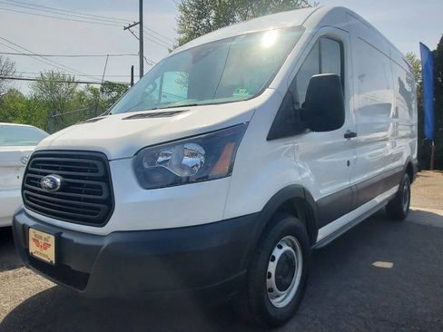 Used 2019 Ford Transit 250 148 Medium Roof RWD image 1