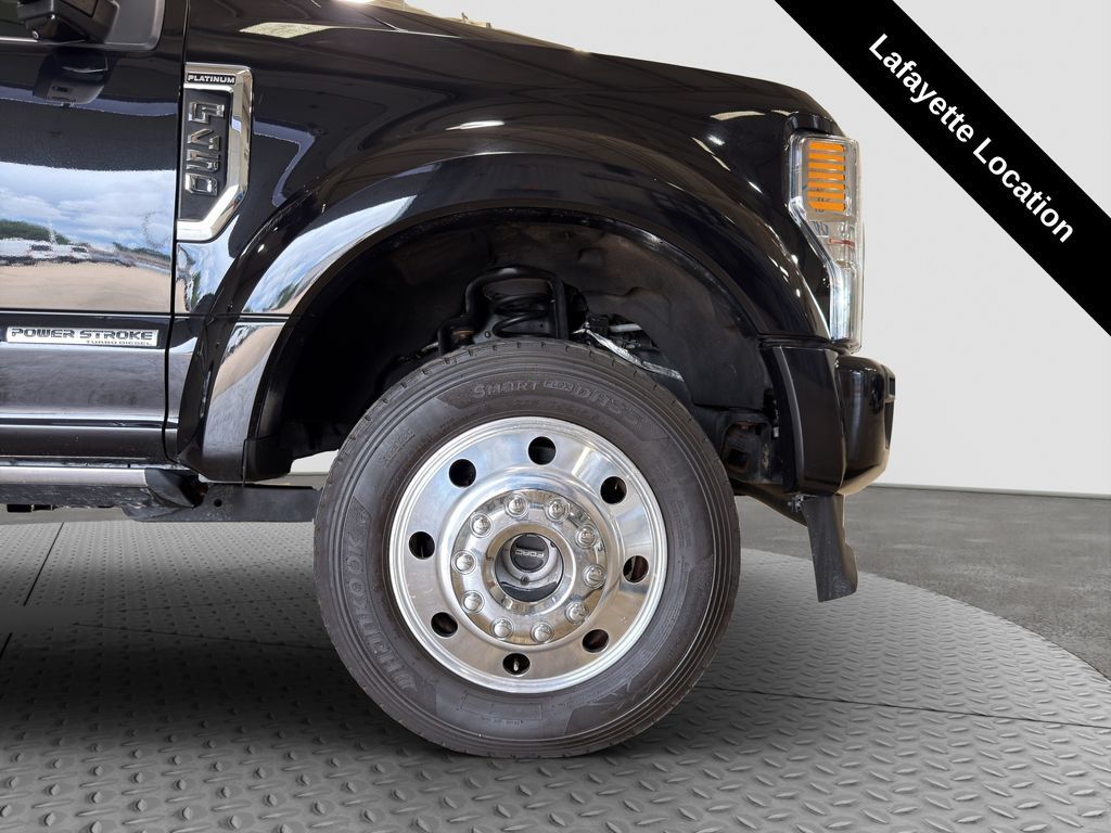 Used 2021 Ford F450 Platinum w/ FX4 Off-Road Package AWD/4WD image 31