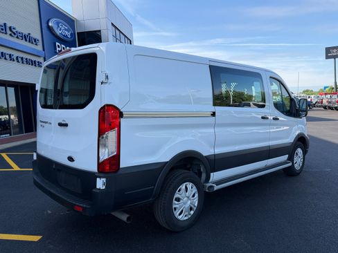 Used 2024 Ford Transit 250 Low Roof w/ Exterior Upgrade Package RWD image 8