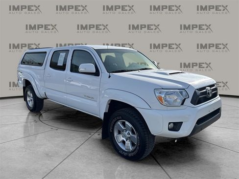 Used 2015 Toyota Tacoma 4x4 Double Cab image 7