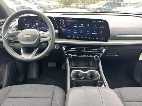 New 2026 Chevrolet Traverse LT FWD image 14