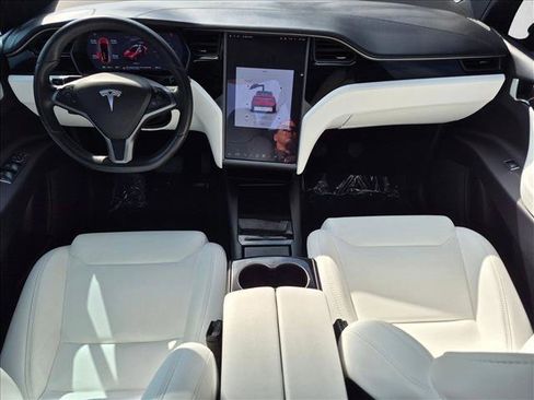 Used 2019 Tesla Model X 75D AWD/4WD image 18
